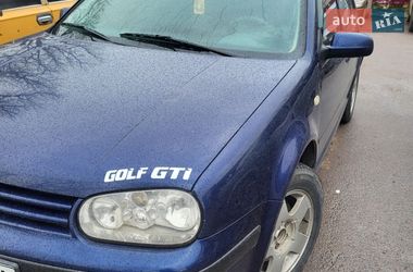 Хэтчбек Volkswagen Golf 2000 в Черновцах