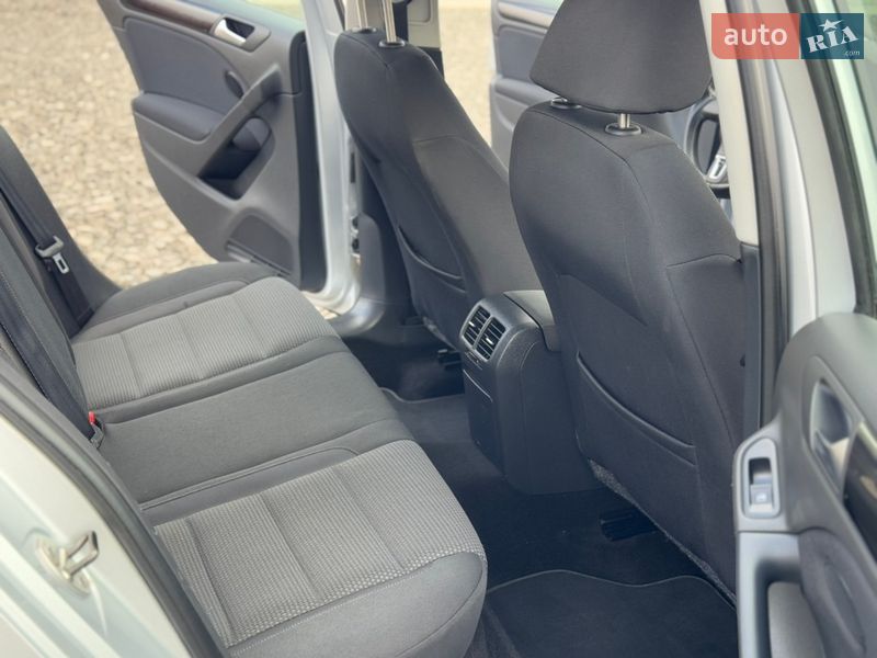 Хэтчбек Volkswagen Golf 2010 в Ковеле фото 29 Хэтчбек Volkswagen Golf 2010 в Ковеле