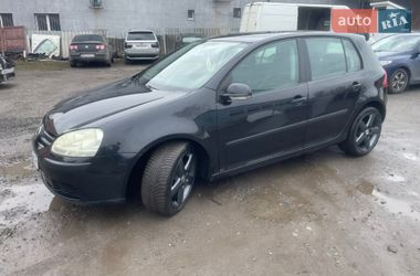 Хэтчбек Volkswagen Golf 2004 в Хмельницком