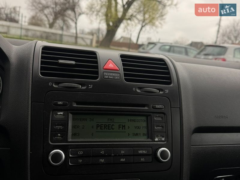 Хэтчбек Volkswagen Golf 2006 в Березане