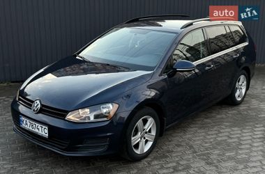 Универсал Volkswagen Golf 2015 в Киеве
