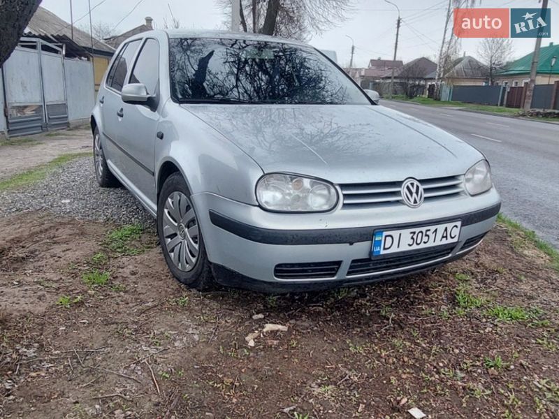 Volkswagen Golf 2002