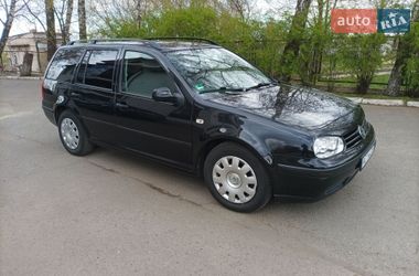 Универсал Volkswagen Golf 2002 в Луцке