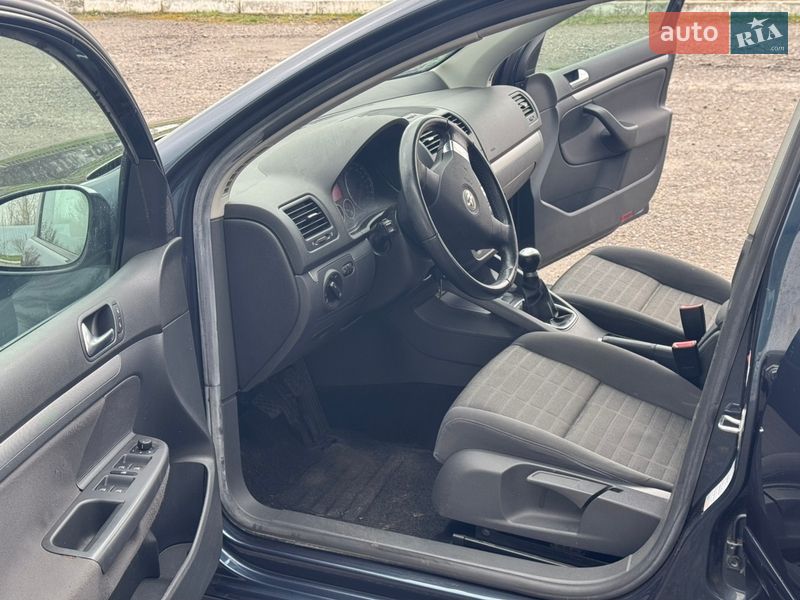 Хэтчбек Volkswagen Golf 2007 в Ахтырке фото 27 Хэтчбек Volkswagen Golf 2007 в Ахтырке