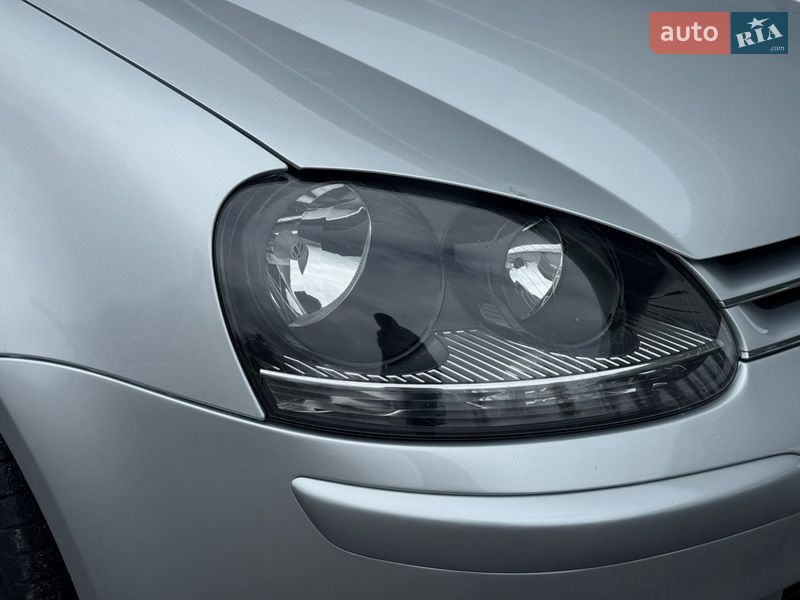 Хэтчбек Volkswagen Golf 2008 в Ахтырке