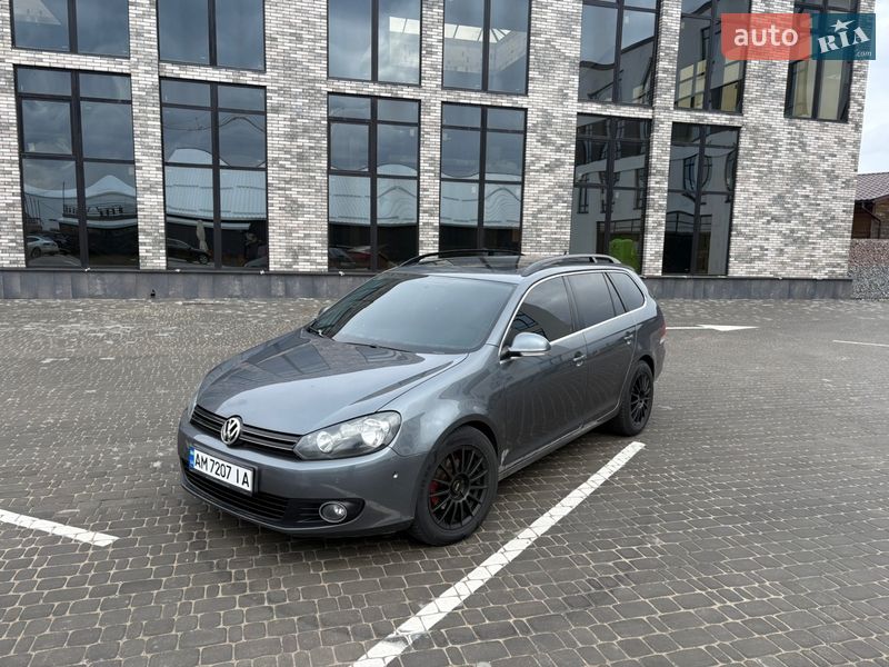 Универсал Volkswagen Golf 2009 в Житомире