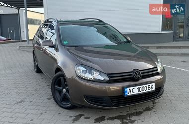 Універсал Volkswagen Golf 2012 в Нововолинську