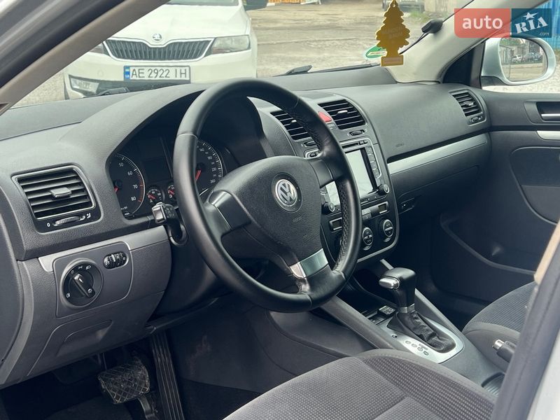 Универсал Volkswagen Golf 2008 в Каменском