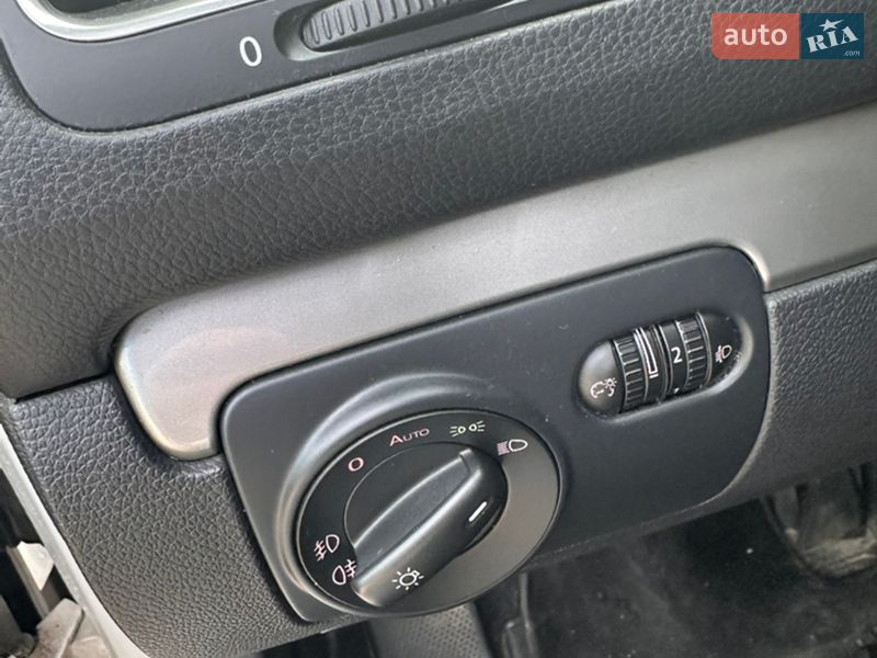 Универсал Volkswagen Golf 2009 в Збараже