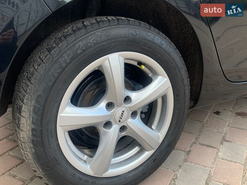 Хэтчбек Volkswagen Golf 2011 в Бердичеве фото 23 Хэтчбек Volkswagen Golf 2011 в Бердичеве