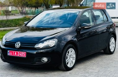 Хэтчбек Volkswagen Golf 2010 в Здолбунове