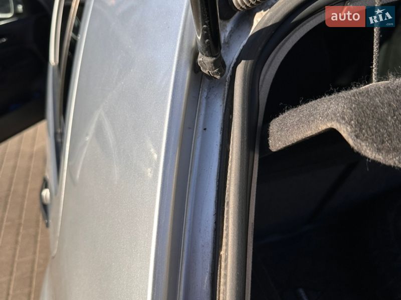 Хэтчбек Volkswagen Golf 2002 в Виннице