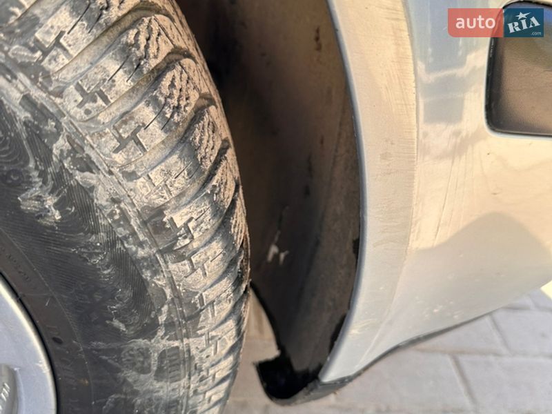 Хэтчбек Volkswagen Golf 2002 в Виннице