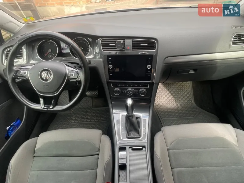 Volkswagen Golf 2019 VIN WVWZZZAUZKP541219 фото оголошення 19 з 63