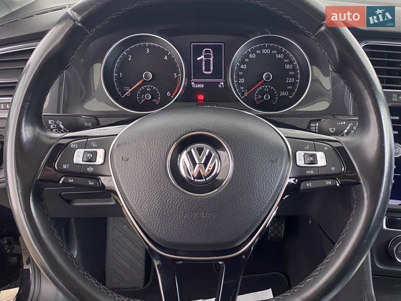 Универсал Volkswagen Golf 2018 в Львове