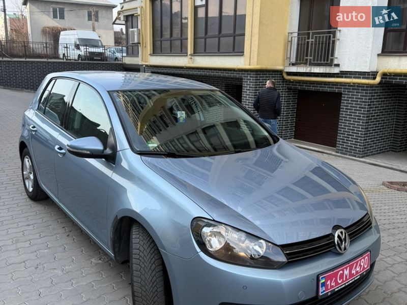 Хэтчбек Volkswagen Golf 2009 в Ивано-Франковске фото Хэтчбек Volkswagen Golf 2009 в Ивано-Франковске