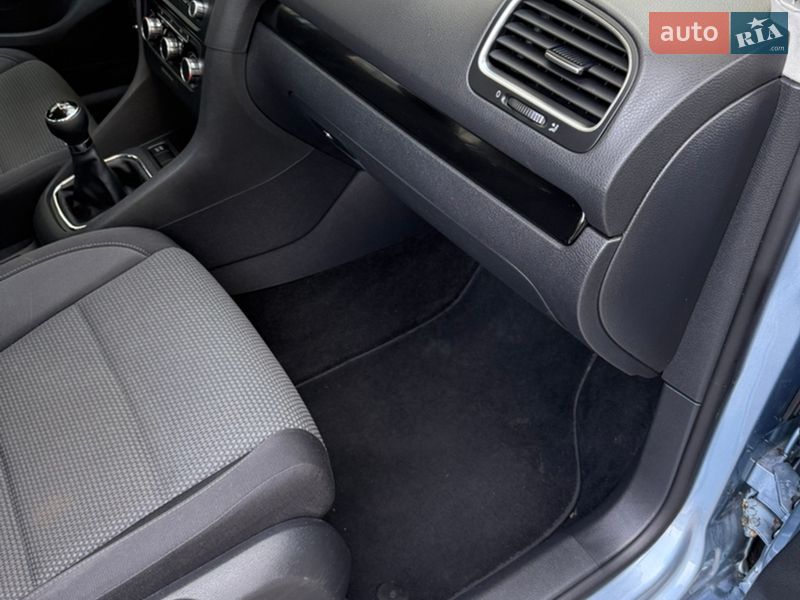 Хэтчбек Volkswagen Golf 2009 в Ивано-Франковске фото 20 Хэтчбек Volkswagen Golf 2009 в Ивано-Франковске