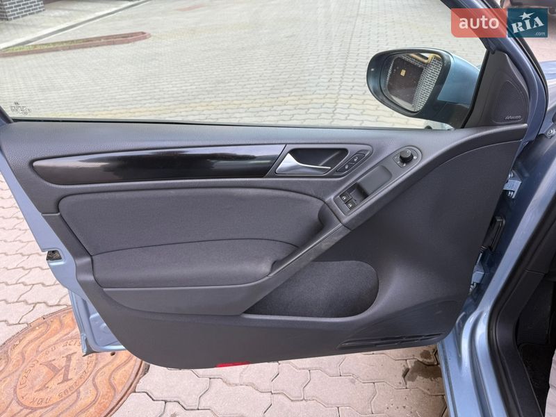 Хэтчбек Volkswagen Golf 2009 в Ивано-Франковске фото 14 Хэтчбек Volkswagen Golf 2009 в Ивано-Франковске