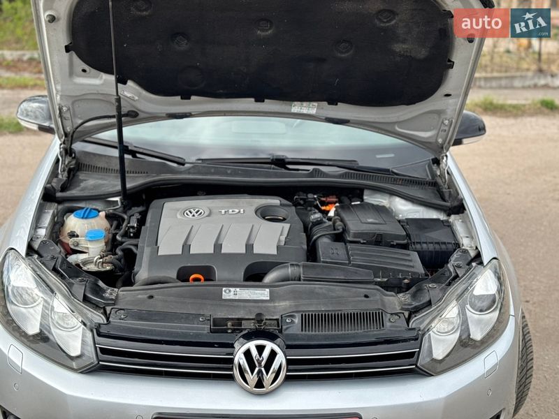 Универсал Volkswagen Golf 2012 в Нововолынске