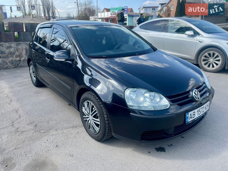 Volkswagen Golf 2004