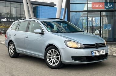 Універсал Volkswagen Golf 2009 в Києві