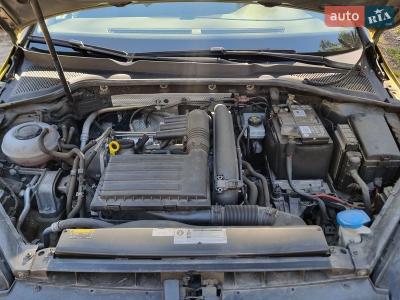 Хэтчбек Volkswagen Golf 2018 в Киеве