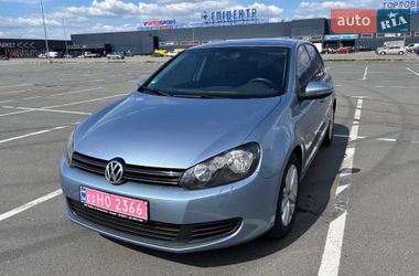 Хэтчбек Volkswagen Golf 2011 в Днепре