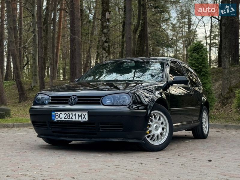 Volkswagen Golf 2003