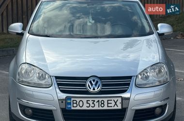 Універсал Volkswagen Golf 2009 в Києві