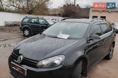 Універсал Volkswagen Golf 2011 в Чернігові