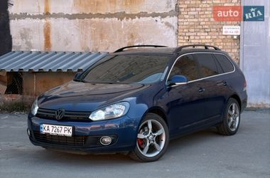 Универсал Volkswagen Golf 2011 в Тростянце