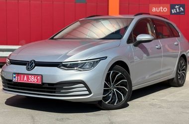 Универсал Volkswagen Golf 2021 в Киеве