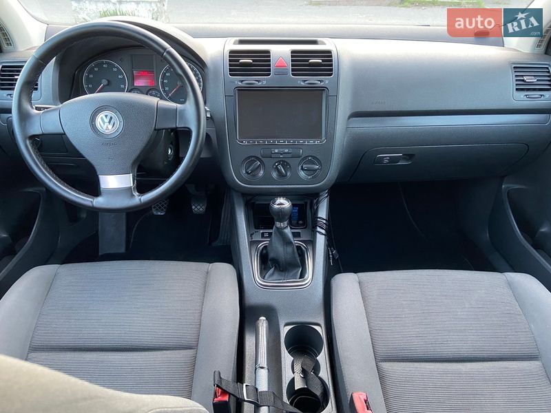 Хэтчбек Volkswagen Golf 2007 в Корсуне-Шевченковском
