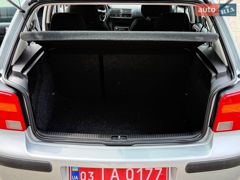 Хэтчбек Volkswagen Golf 2003 в Тернополе