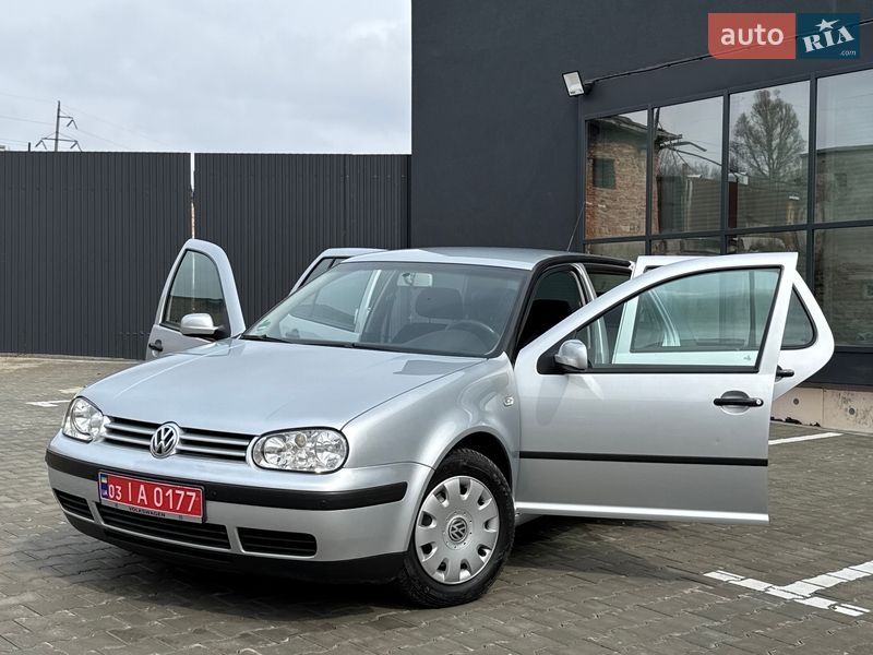 Хэтчбек Volkswagen Golf 2003 в Тернополе