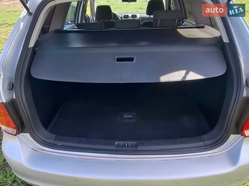 Универсал Volkswagen Golf 2009 в Барвенкове