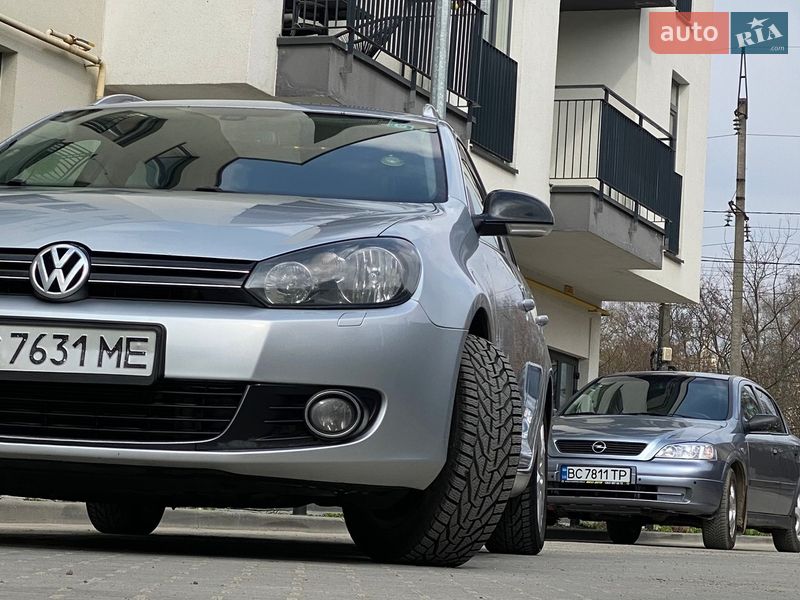 Универсал Volkswagen Golf 2012 в Львове
