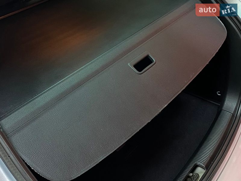 Универсал Volkswagen Golf 2012 в Львове