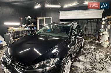 Універсал Volkswagen Golf 2016 в Львові