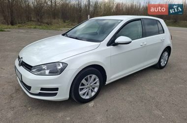 Хетчбек Volkswagen Golf 2016 в Волочиську