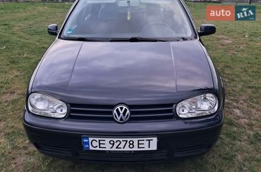 Хэтчбек Volkswagen Golf 2001 в Новоселице