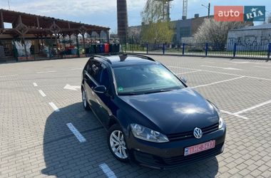 Універсал Volkswagen Golf 2014 в Нововолинську