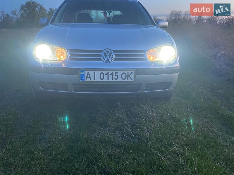 Volkswagen Golf 2000