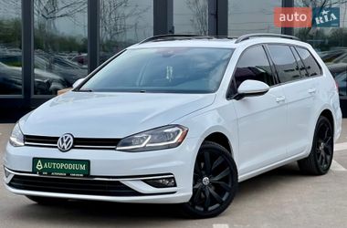 Універсал Volkswagen Golf 2019 в Києві