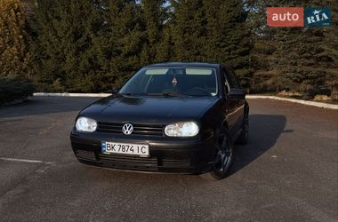 Хетчбек Volkswagen Golf 2002 в Сколе