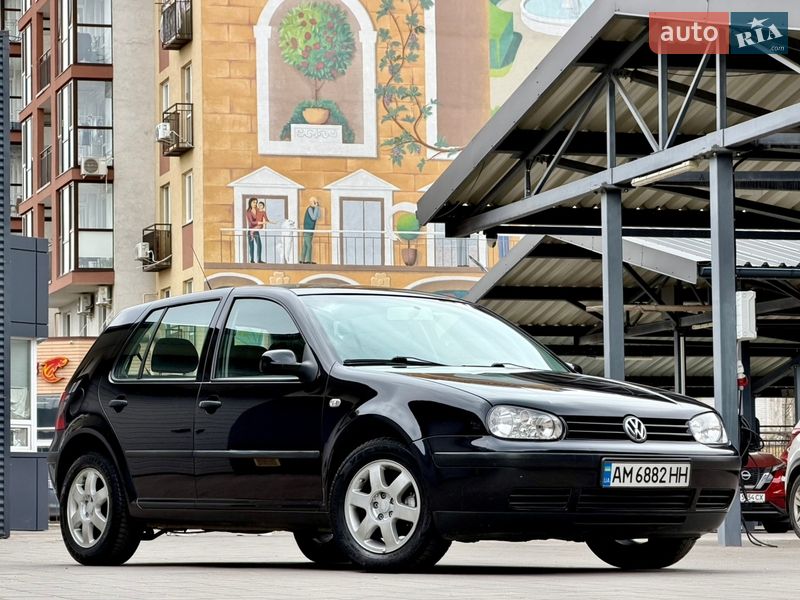Volkswagen Golf 2000