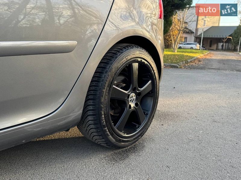 Хэтчбек Volkswagen Golf 2007 в Надворной