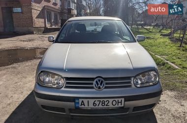 Хэтчбек Volkswagen Golf 2001 в Фастове