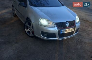 Хетчбек Volkswagen Golf 2003 в Броварах