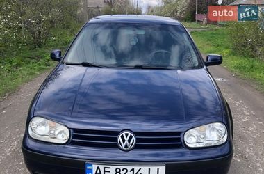 Хетчбек Volkswagen Golf 2002 в Верхівцеві